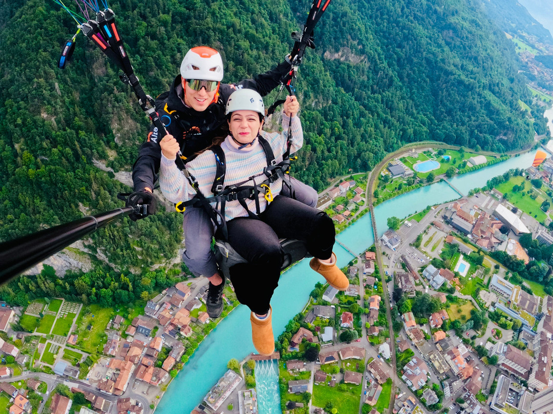 AlpinAir Paragliding景点图片