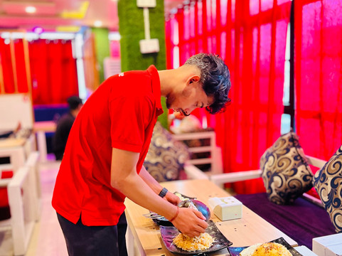 The Burger House And Crunchy Fried Chicken - Mahendranagar