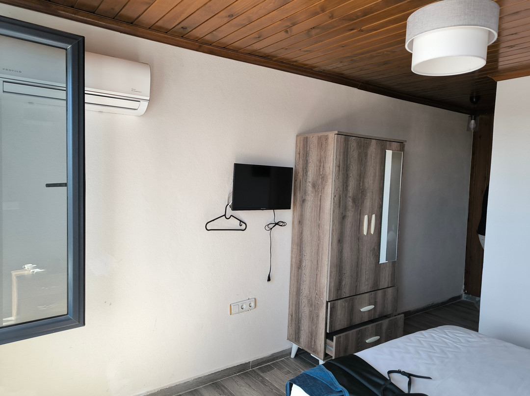 Assos No9 Hotel