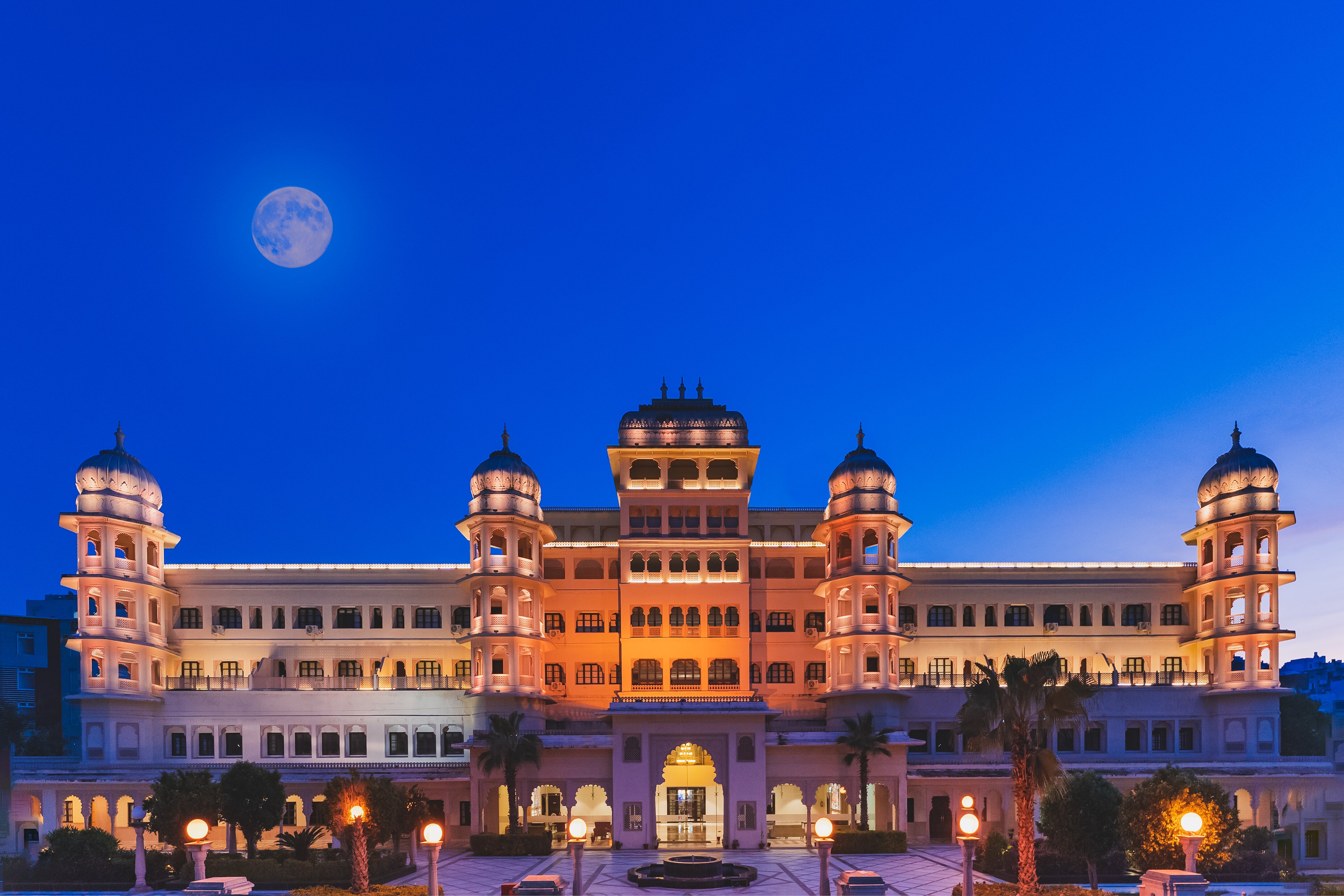 Shri Vallabh Vilas Lords Plaza-浴室
