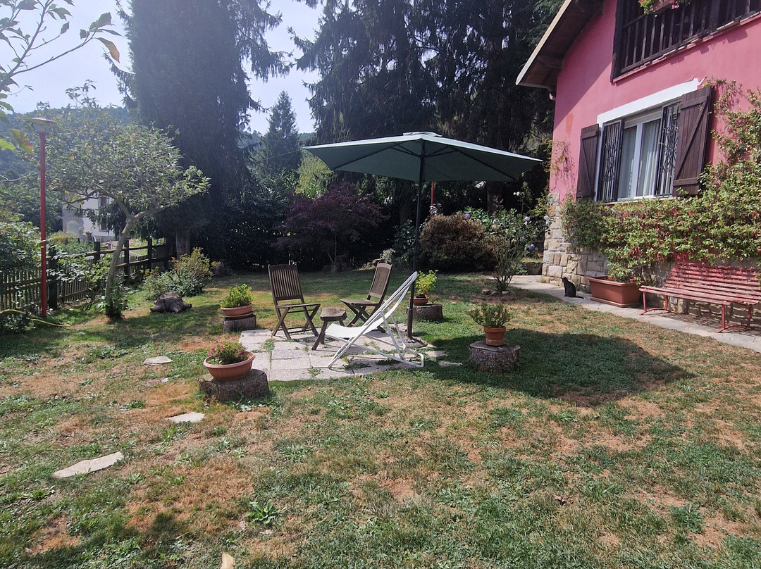 Tremestieri Etneo酒店住宿-B&B La Capanna Rossa