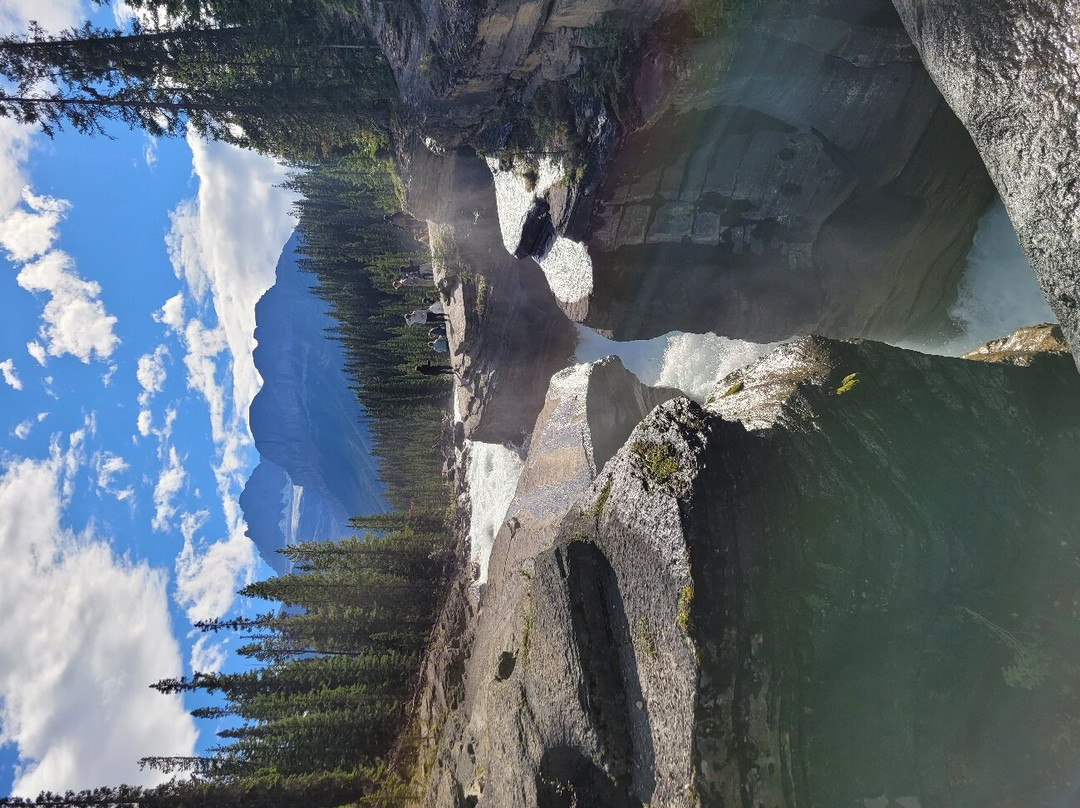 Mistaya Canyon-班夫国家公园必去景点