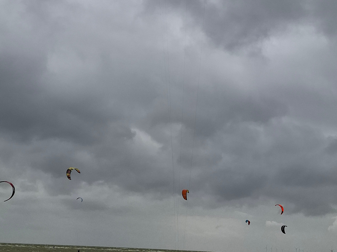Kbc Holland Kitesurf & Wingfoil-Workum必去景点