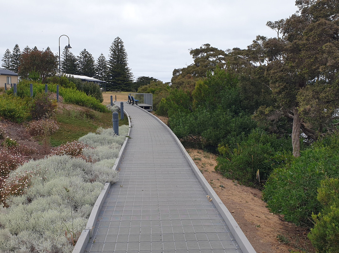 Bridge Park Playground景点图片