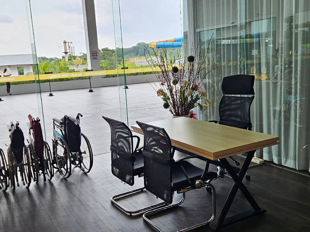 Austin Park Hotel主图