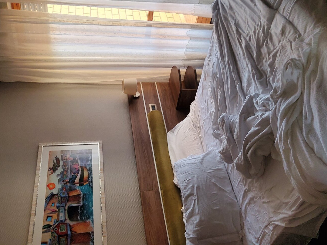 帕克公寓酒店主图