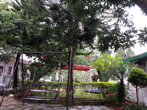 Maati Resort By The Lake Hill主图