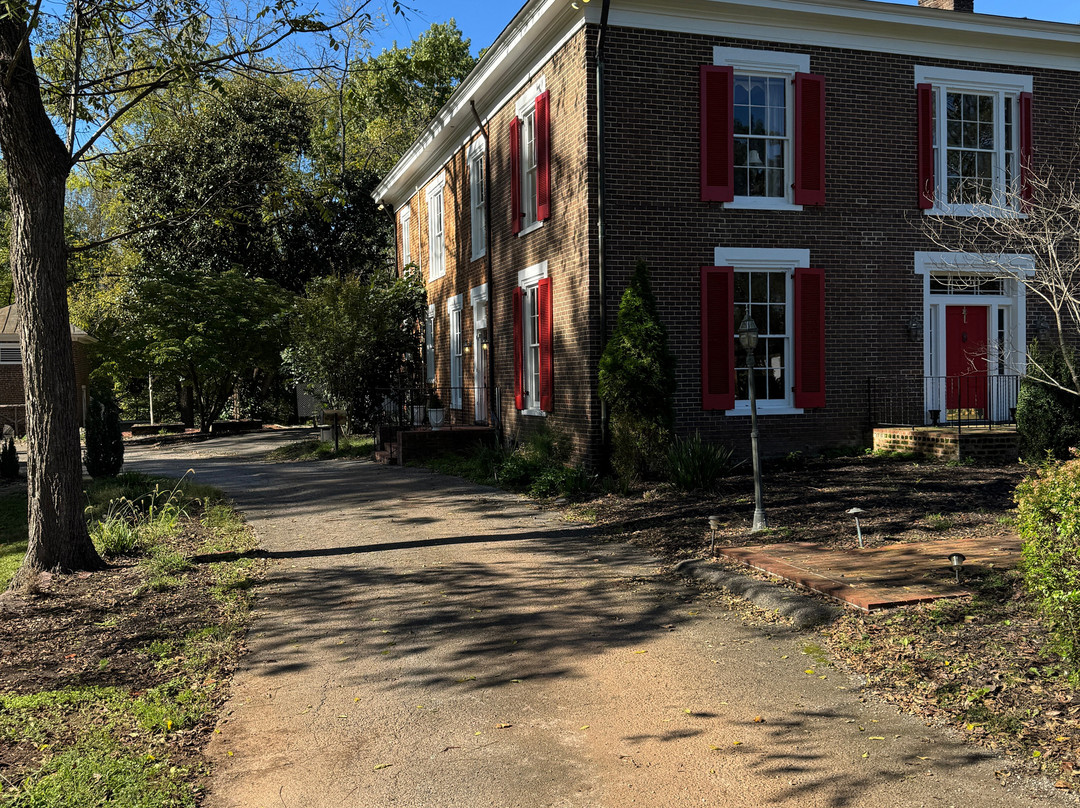 Early Inn at the Grove主图