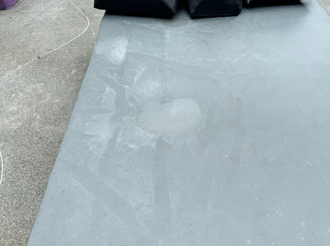 普瓦瑞度假酒店主图