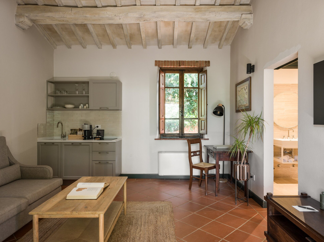 Borgo San Vincenzo主图