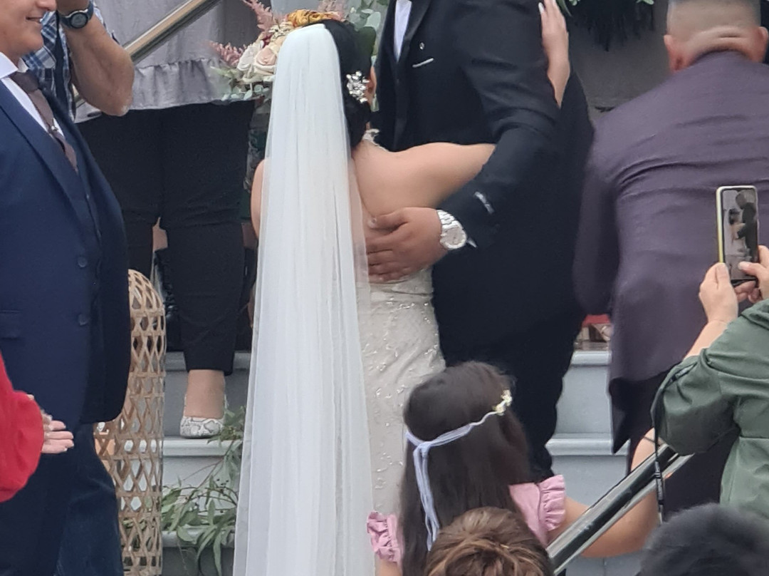 Ierós Naós Agías Varváras-Lamia必去景点