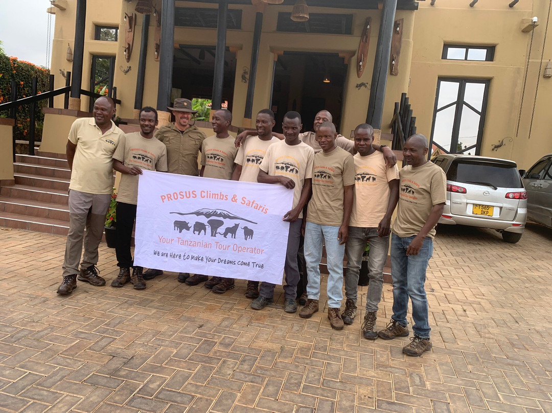 Prosus Climbs & Safaris-莫西必去景点