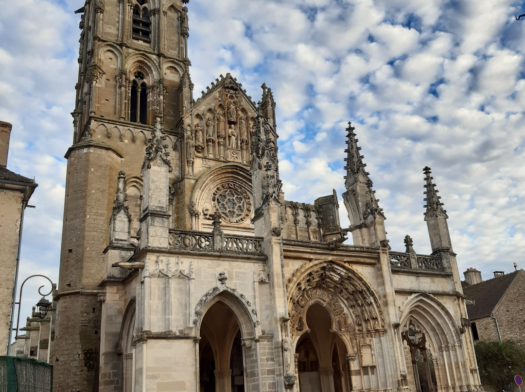 Église Notre-Dame de Saint-Père景点图片