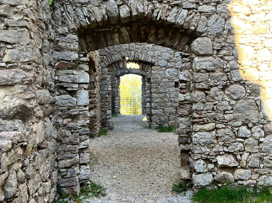 Castel Belfort景点图片