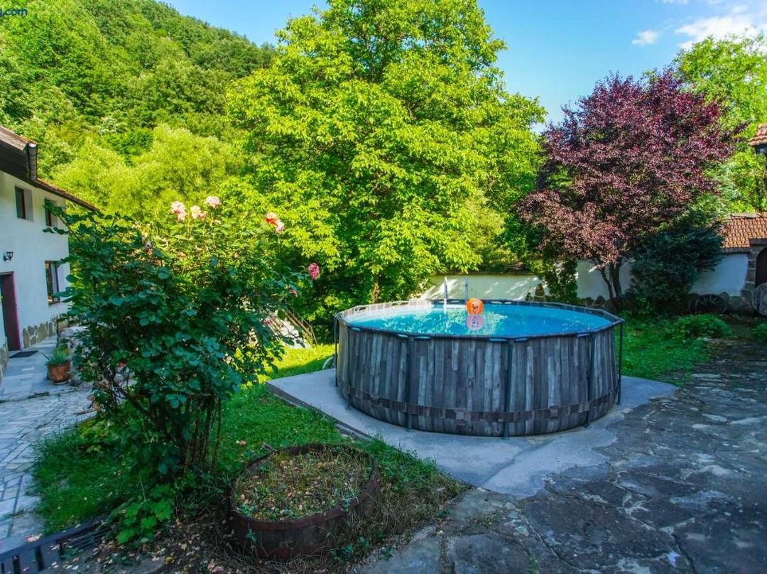 Guest House Planinska Sreshta