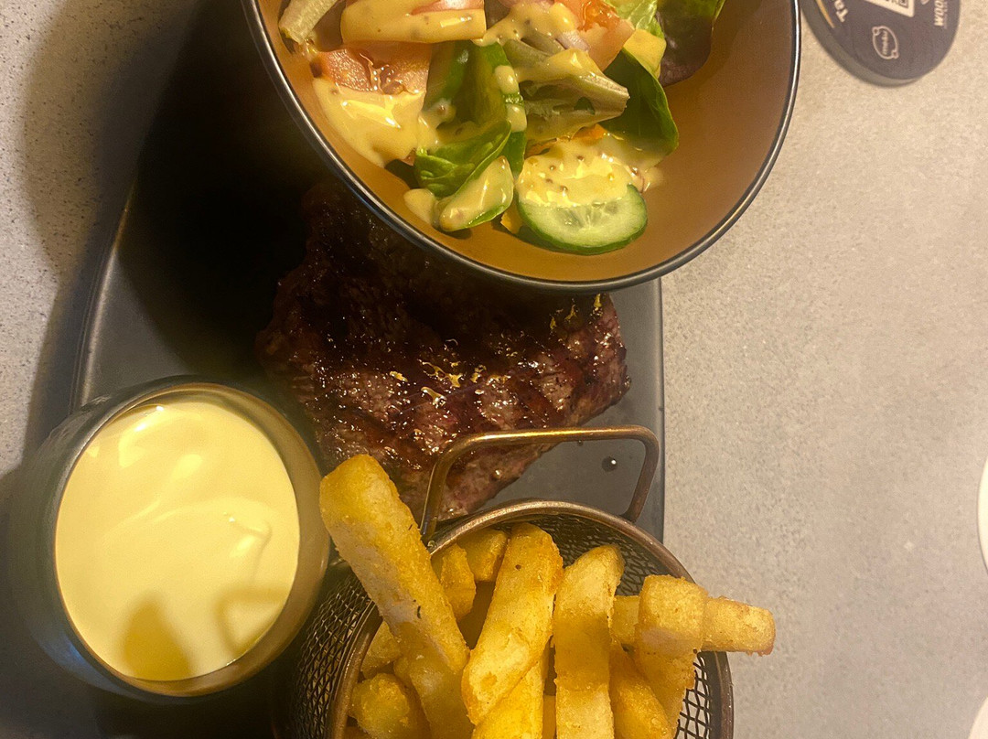 Grand Hotel Wyong主图