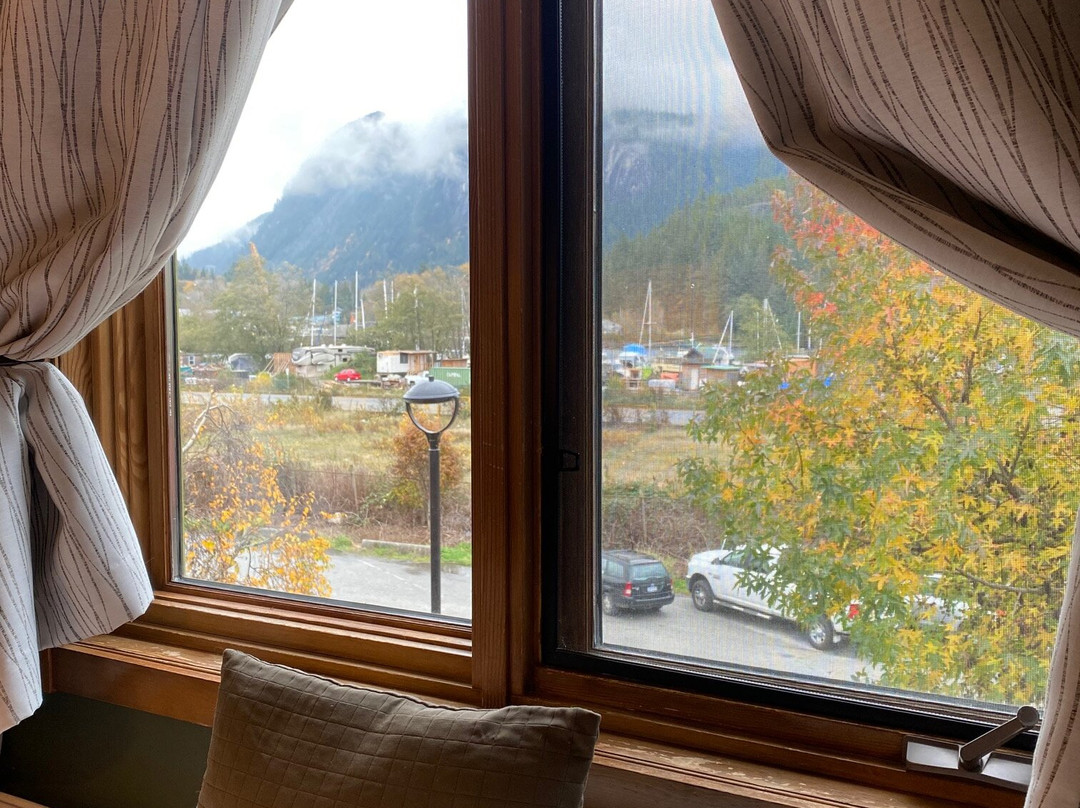 The Howe Sound Inn & Brewing Co.主图