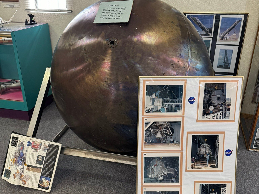 Las Cruces Water Tank Murals-拉斯克鲁塞斯必去景点