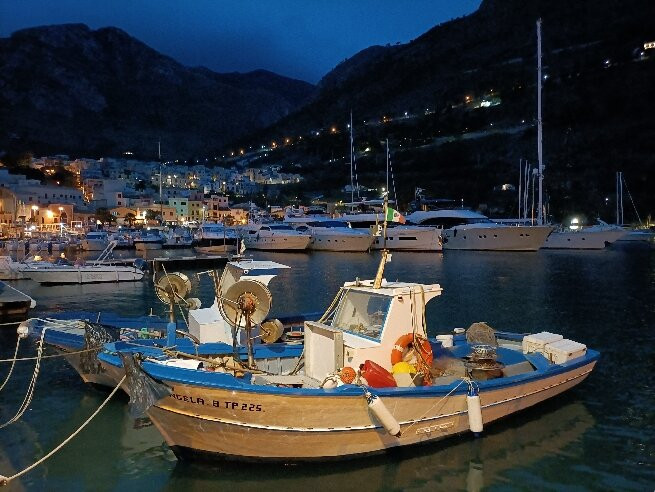 Porto di Castellammare del Golfo-戈尔福海堡必去景点