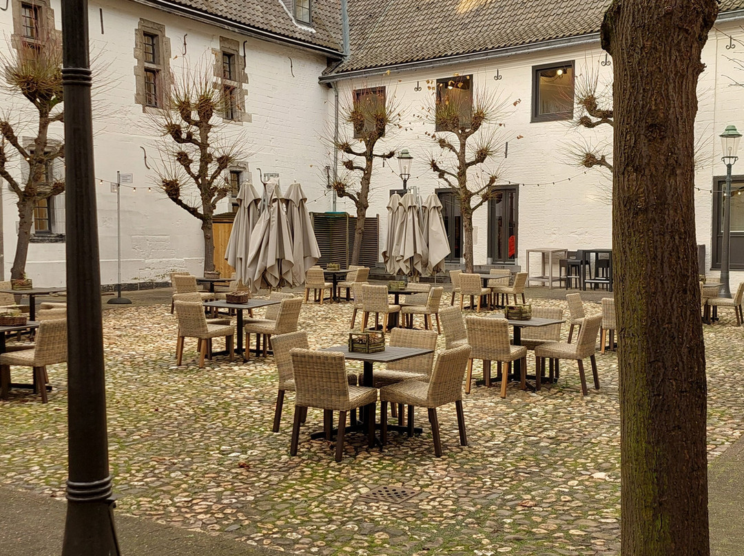 Teaching Hotel Chateau Bethlehem主图