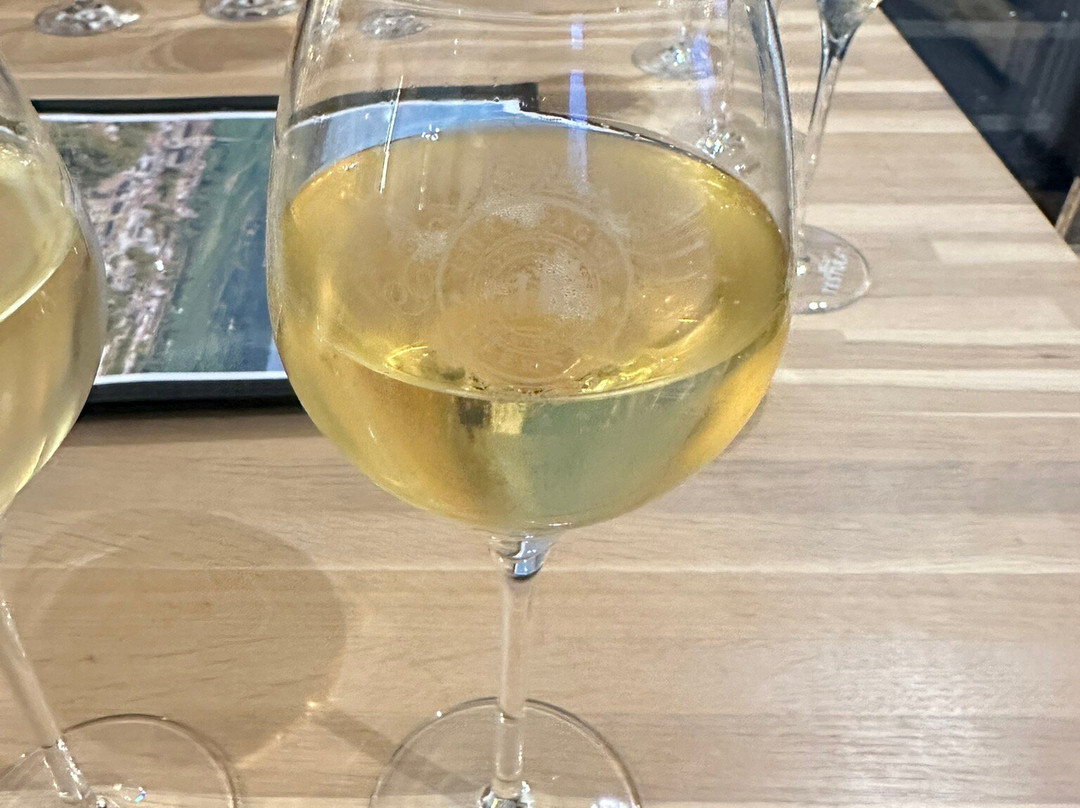 Les 3 Domaines-埃佩尔内必去景点