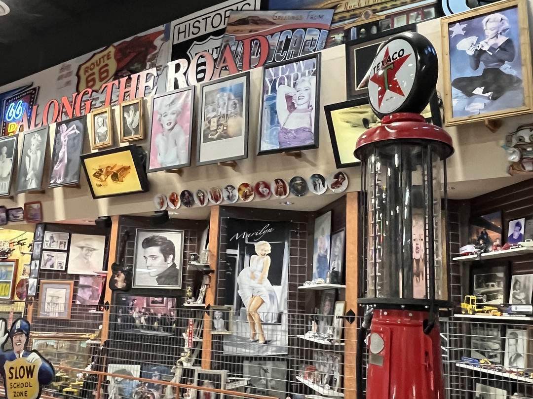 Russell's Truck and Travel Center-Glenrio必去景点