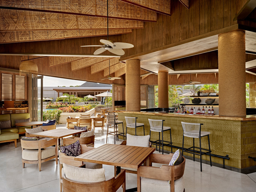 Azura Pool Bar & Kitchen