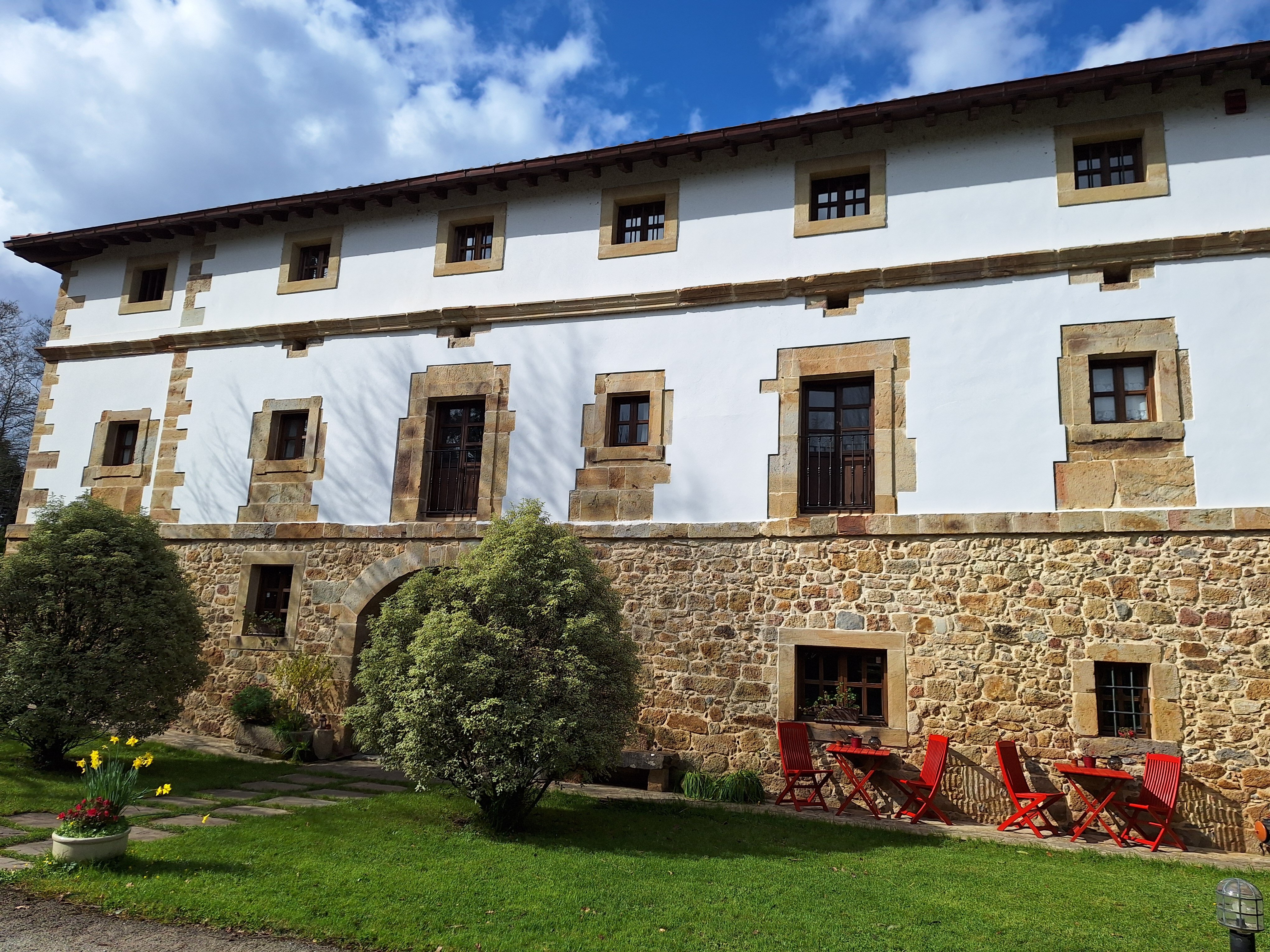 La Casona de San Pantaleón de Aras-官方