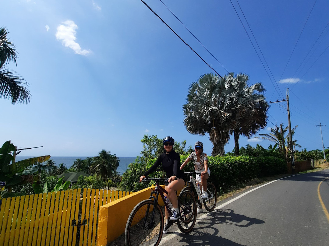 ALEX BIKERS-Necocli必去景点