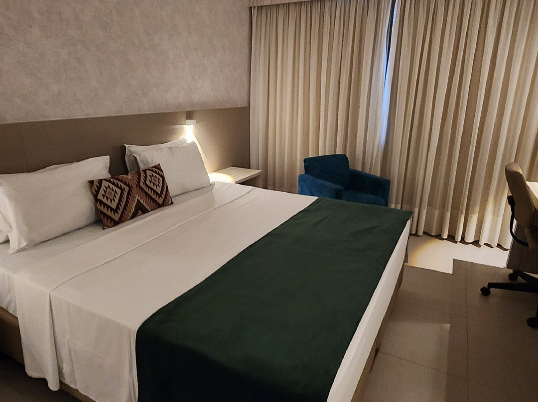 AlphaPark Hotel主图