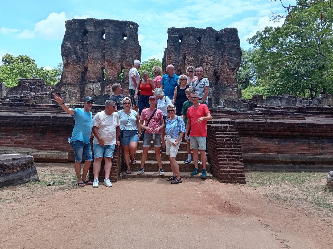 Leo Eco Tours Sri Lanka