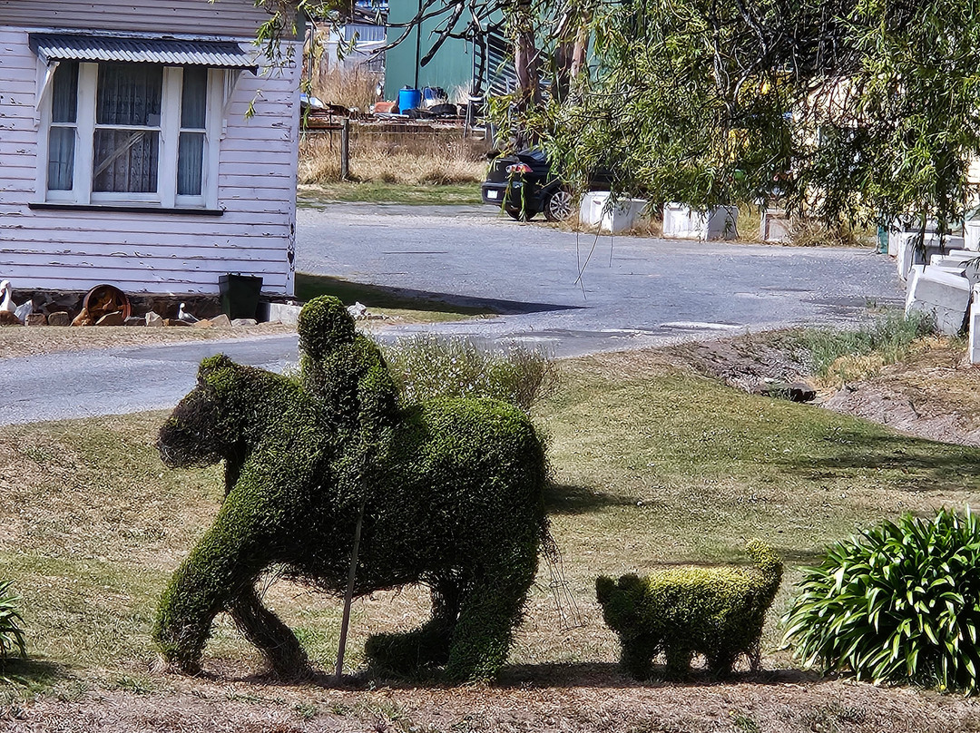 Topiary Trail景点图片