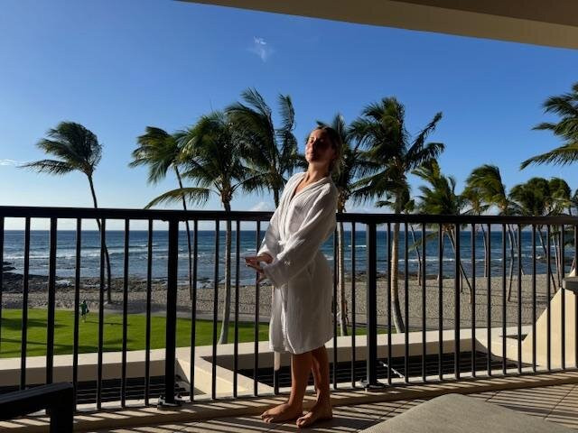 毛娜拉尼湾酒店主图