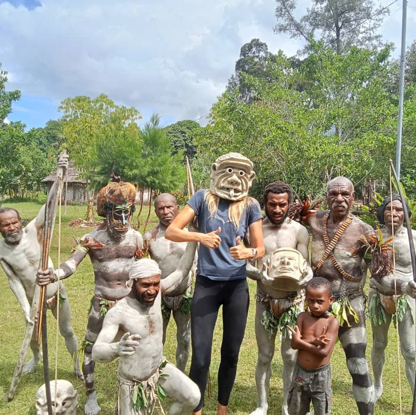 Papau New Guinea Famous Asaro Horosa Mudmen