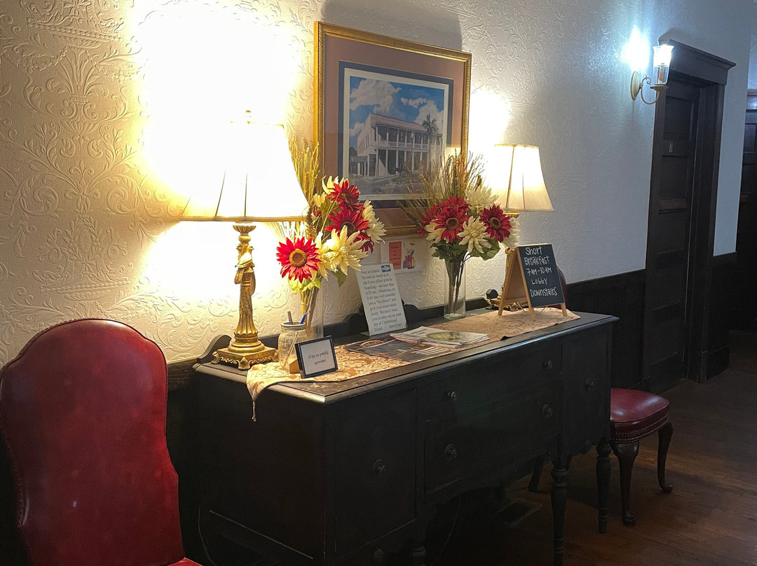 Riverview Hotel主图