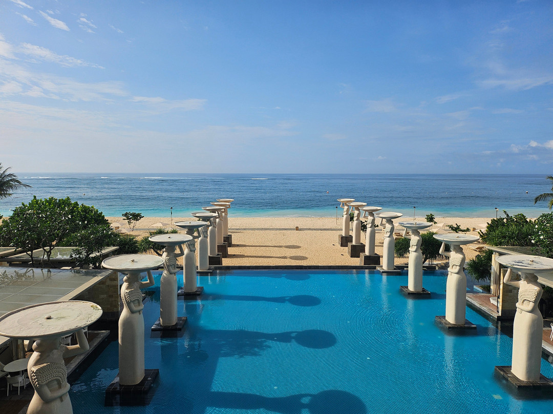 穆丽雅酒店主图