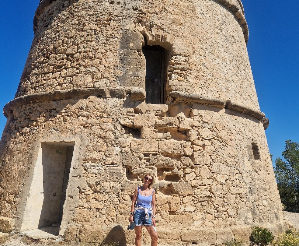 Torre de Portinatx景点图片
