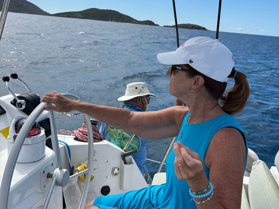 The Catamaran Company Charters-托土拉必去景点