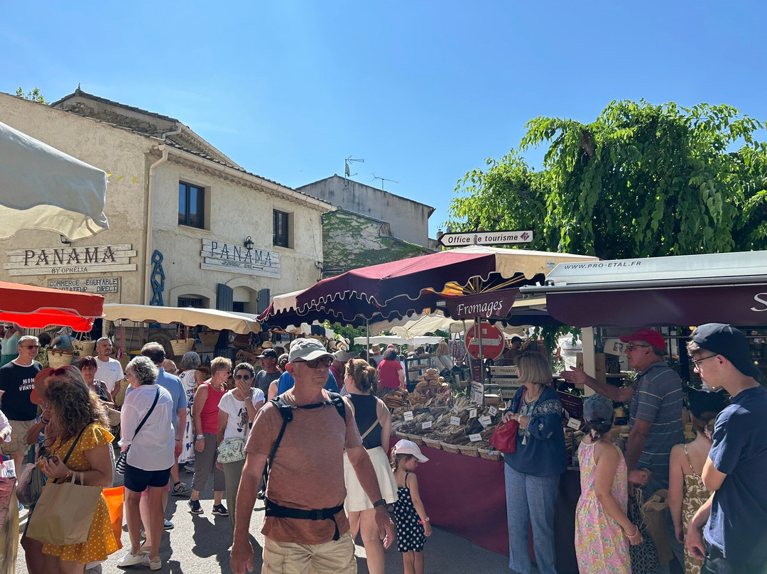 Marché de Lourmarin-Lourmarin必去景点