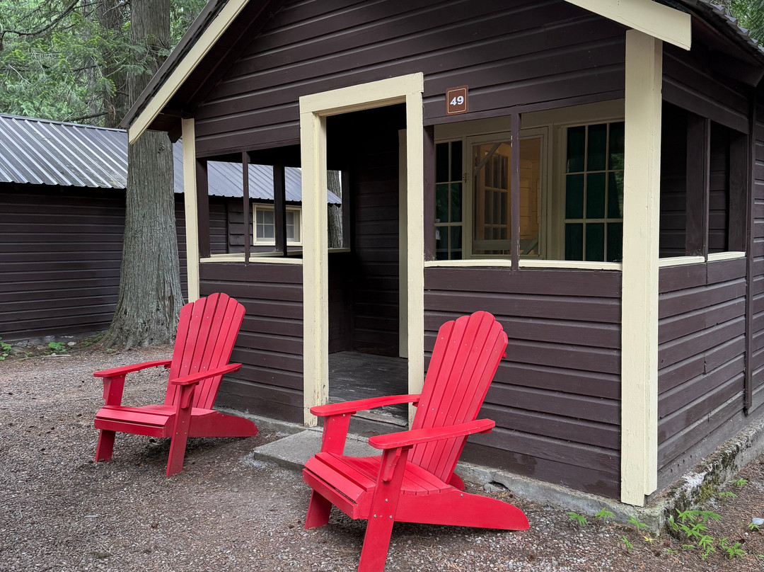 Apgar Village Lodge主图