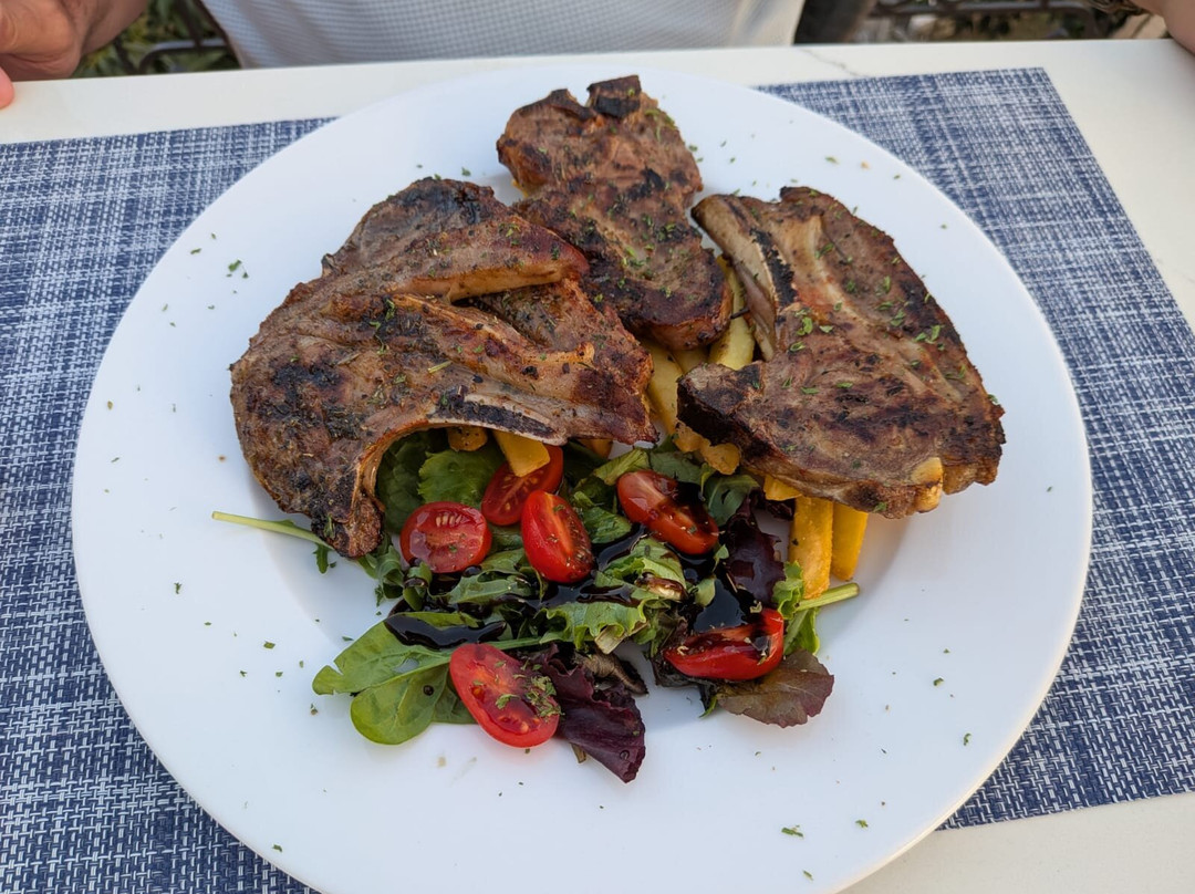 Marietta's Resort主图