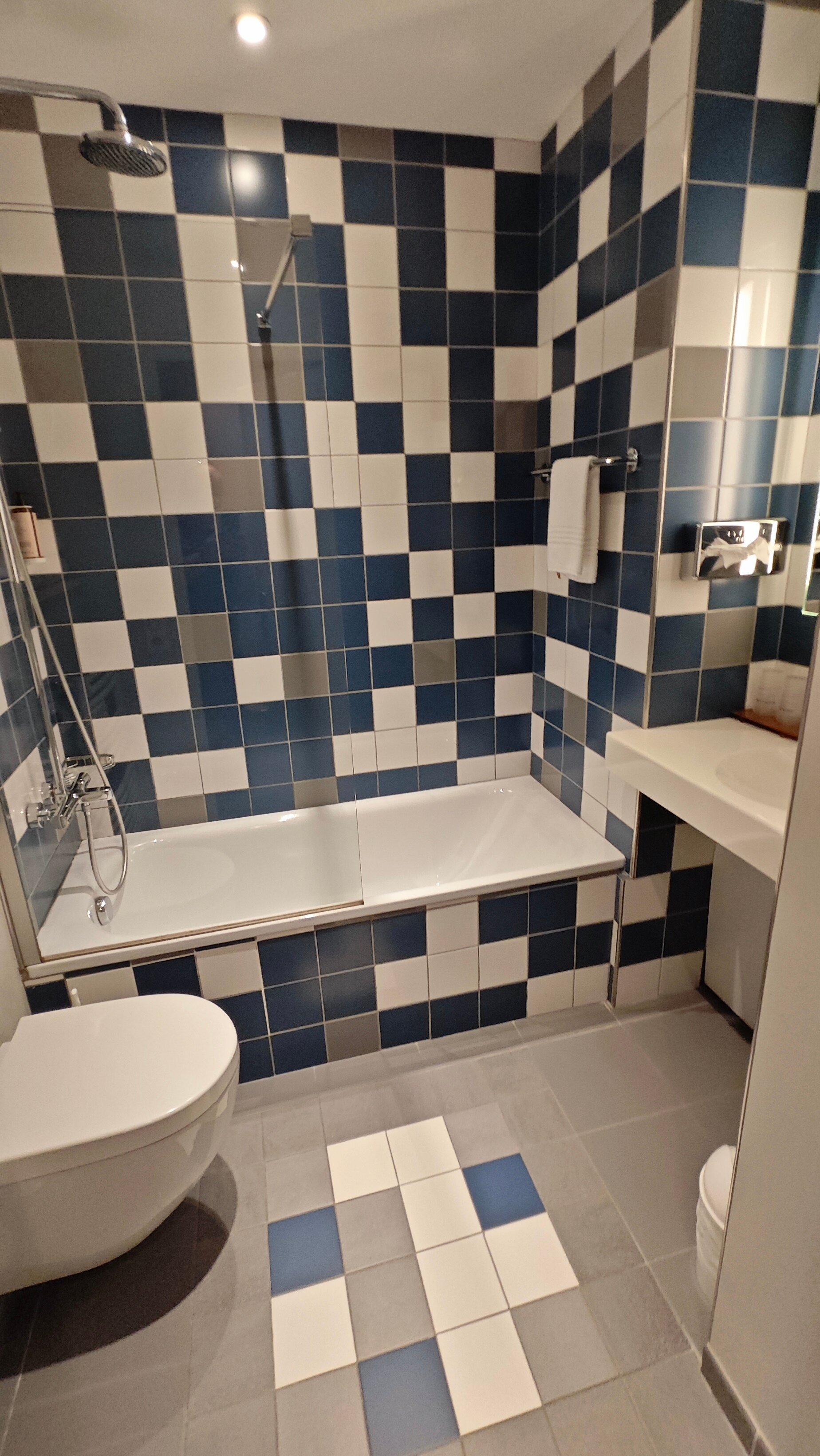 Hotel Mercure Castres L'Occitan-浴室