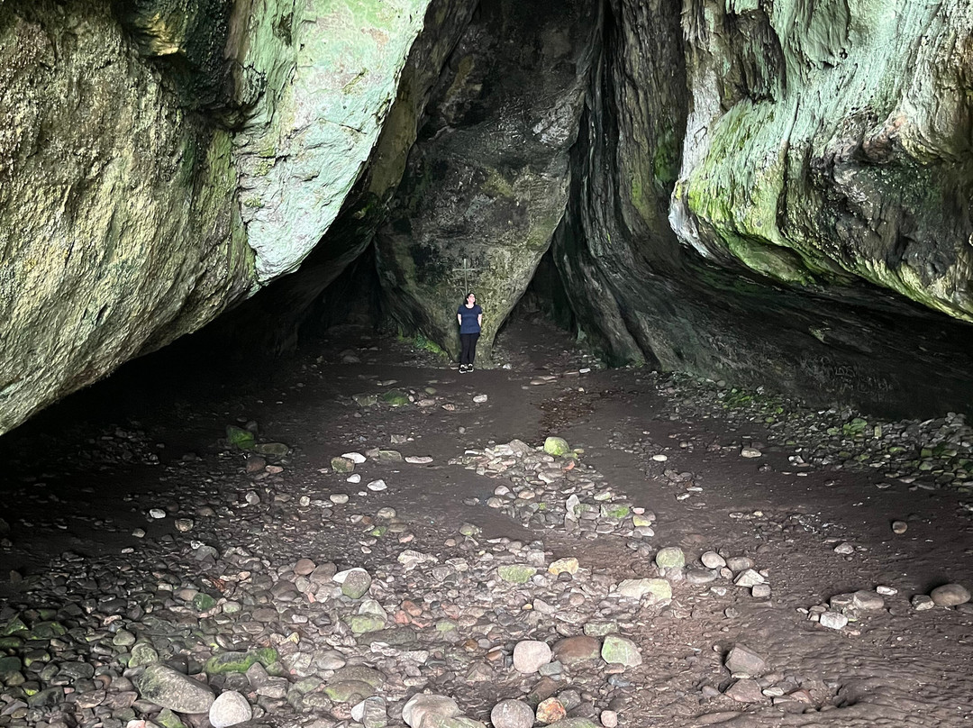 King's Caves-Blackwaterfoot必去景点