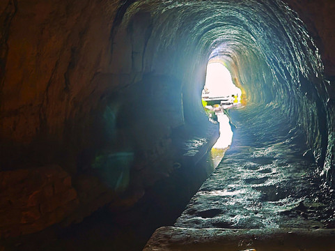 La Grand Font - Fontaine Romaine Souterraine