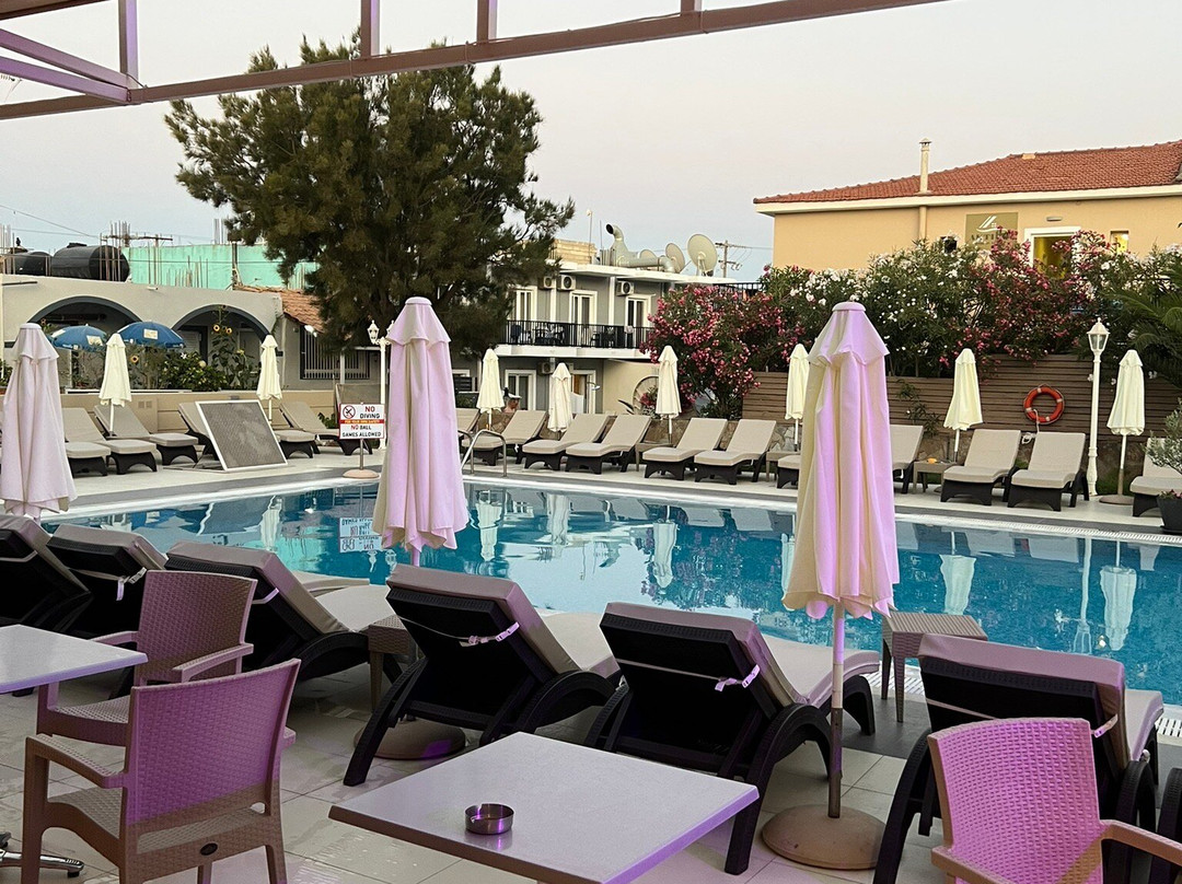 埃斯佩里亚酒店