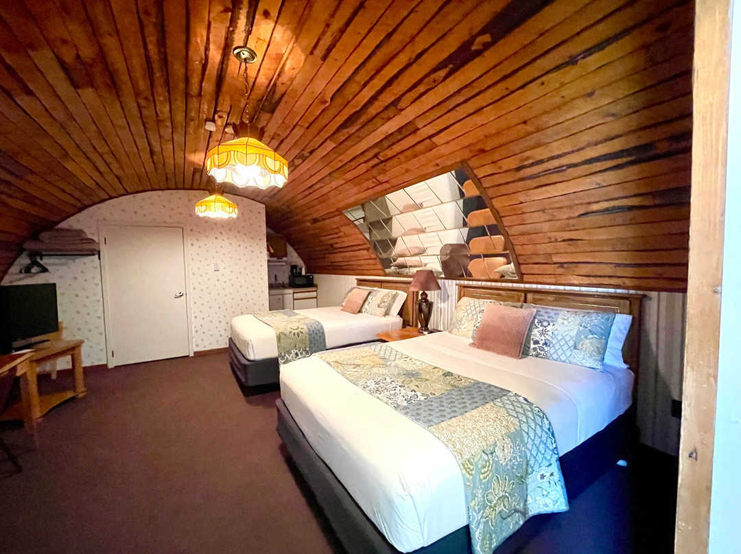 Delta Accommodations-Alaska Country Inn主图