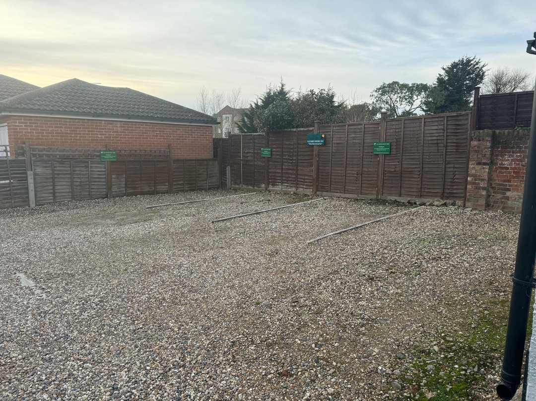 The Railway Sleeper Lodge主图