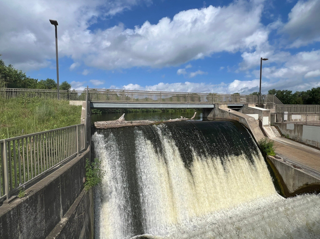 Coon Rapids Dam Regional Park-Brooklyn Park必去景点