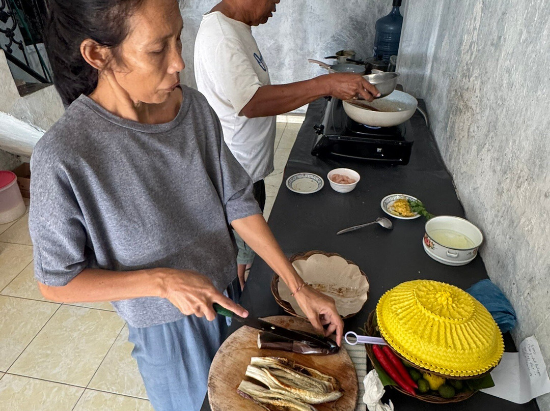 Putu's Cooking Class-罗威那海滩必去景点