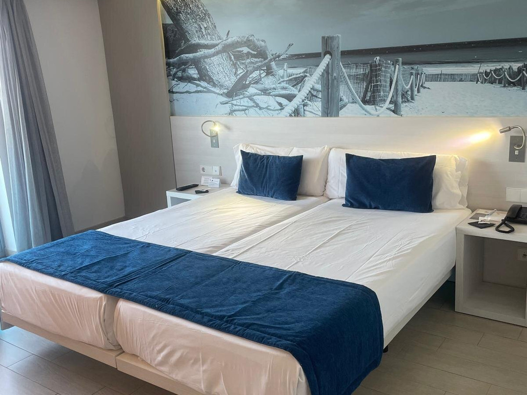 BG Tonga Tower Design Hotel & Suites主图